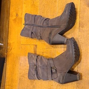 Maurices Brown boots